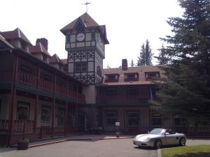 Redstone Inn